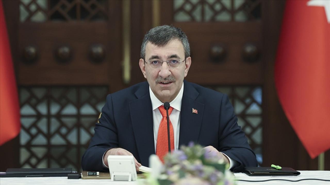 Cumhurbaşkanı Yardımcısı Yılmaz: Türkiye ekonomisi, dengeli büyümesini sürdürerek dayanıklılığını ortaya koymuştur
