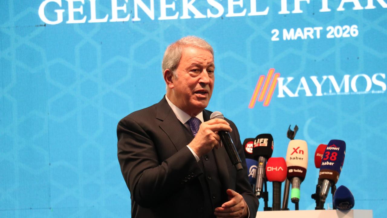 TBMM Milli Savunma Komisyonu Başkanı Akar Kayseri'de iftar programına katıldı