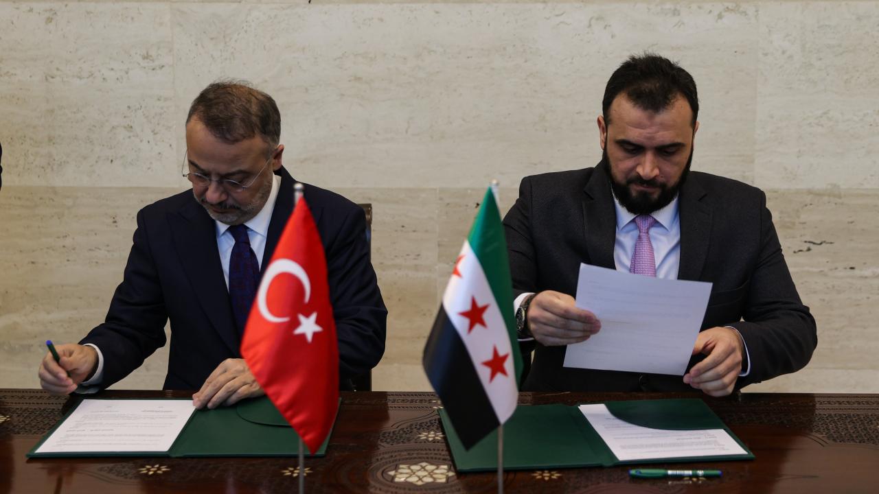 Suriye hükümeti, Türkiye Maarif Vakfı'yla eğitim alanında işbirliği yapacak