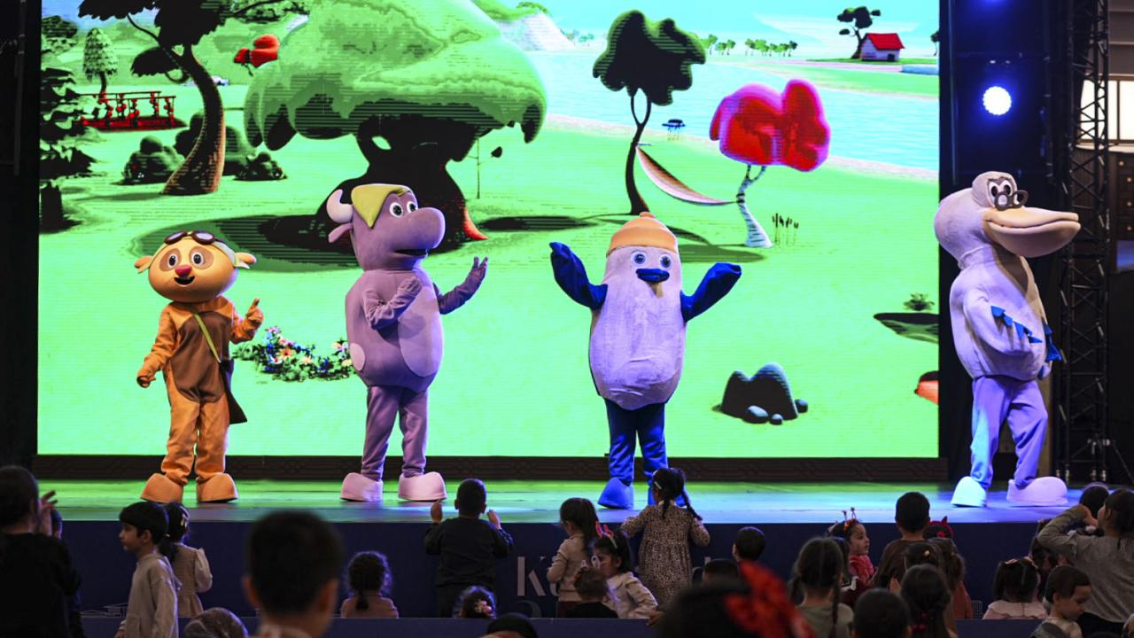 "Külliye'de Ramazan" etkinlikleri kapsamında "Kaptan Pengu ve Arkadaşları Müzikali" sahnelendi