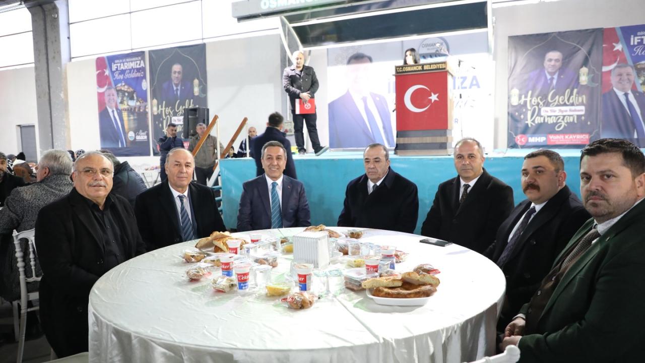 Başkan Şerif Arslan, Osmancık’ta "Gönlümüz Bir Soframız Bir" İftar Programına Katıldı