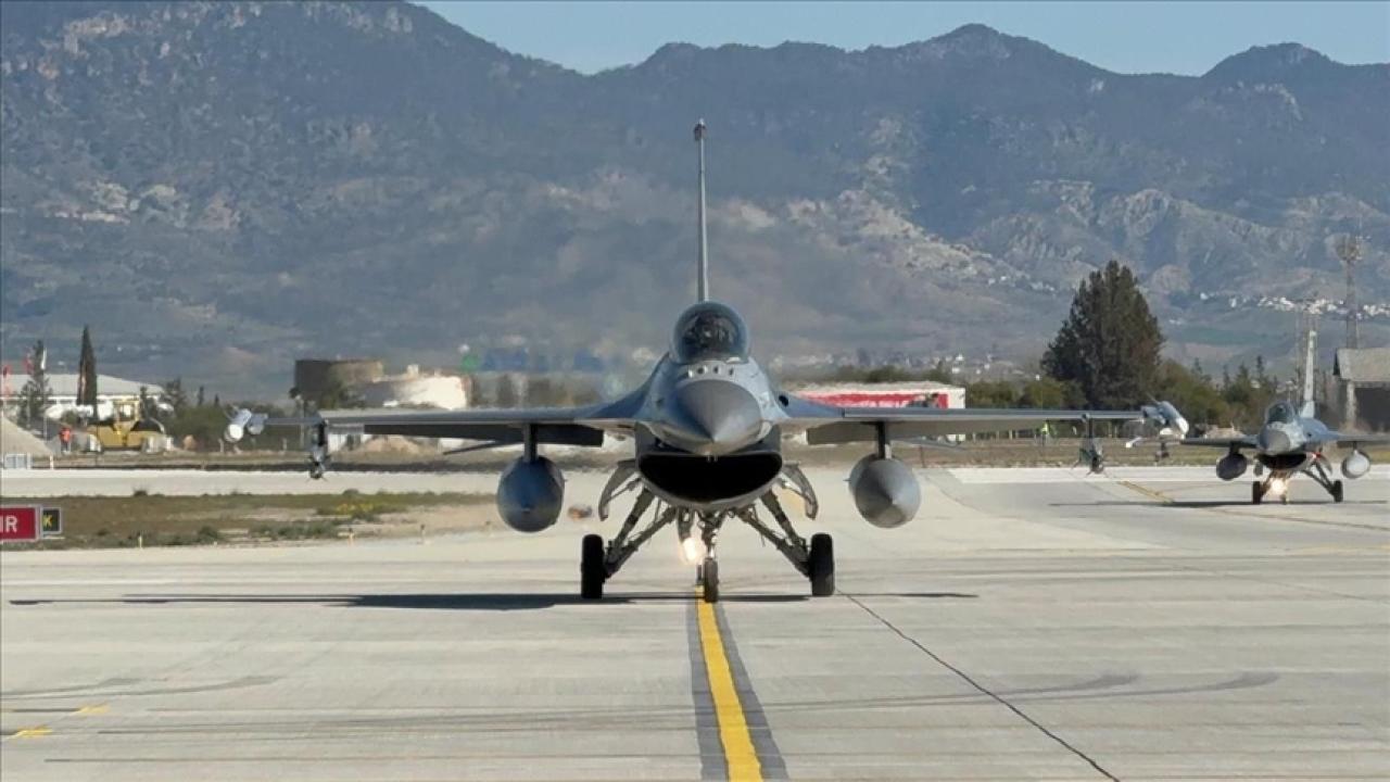 Milli Savunma Bakanlığı: 6 F-16 savaş uçağı ve hava savunma sistemleri KKTC'ye konuşlandırıldı