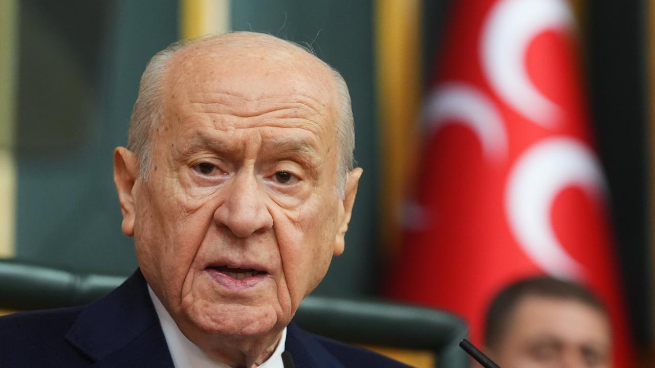 MHP Lideri Devlet Bahçeli: Milletimiz CHP’nin adalet ve hukuk tanımaz siyasi ayak oyunlarından bıkmış ve usanmıştır
