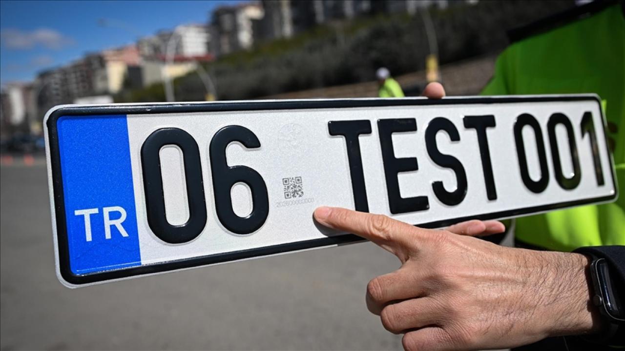 Standart dışı plakalara 27 Şubat'tan itibaren kesilen idari para cezaları iptal edildi