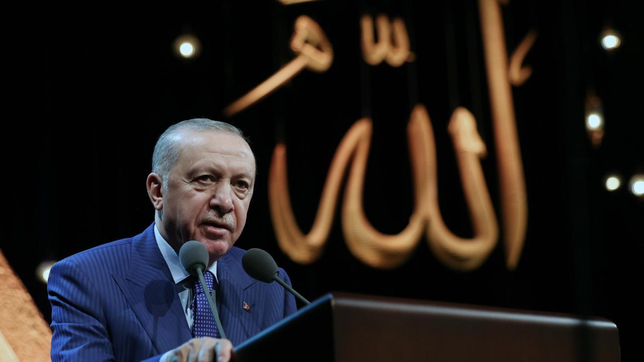 Cumhurbaşkanı Erdoğan: Müslümanlar olarak barış iklimini birlikte inşa edeceğiz