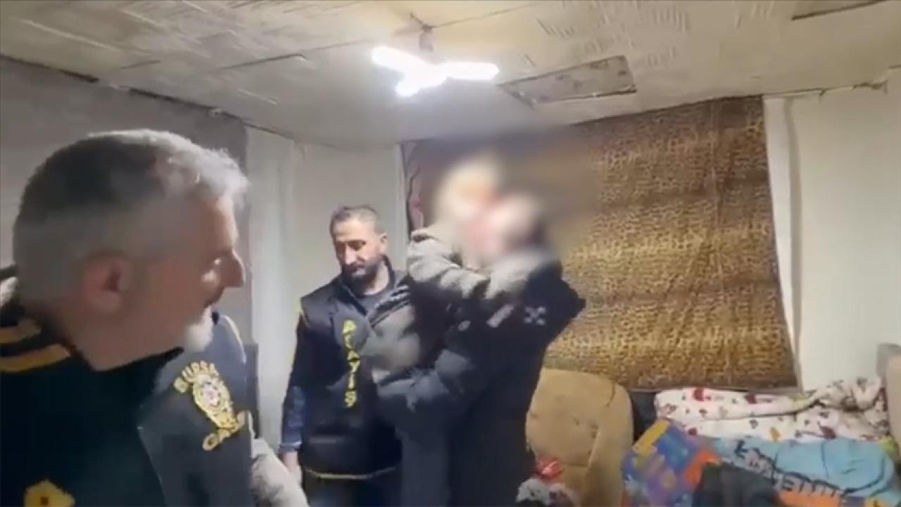 Özel ekibin 7 yıl sonra bulduğu kayıp çocuğun annesi köy köy gezerek oğlunu aramış