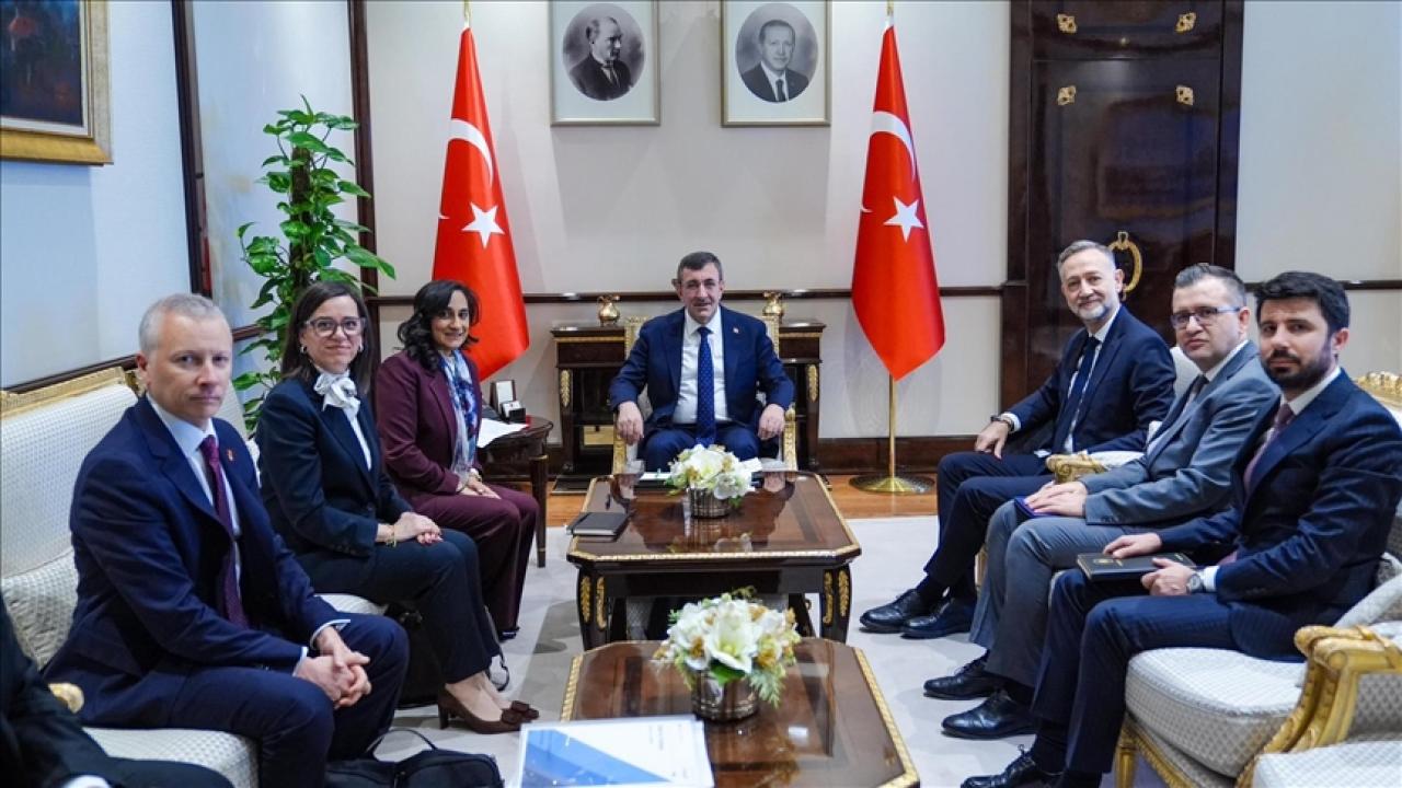 Cumhurbaşkanı Yardımcısı Yılmaz, Kanada Dışişleri Bakanı Anand'ı kabul etti