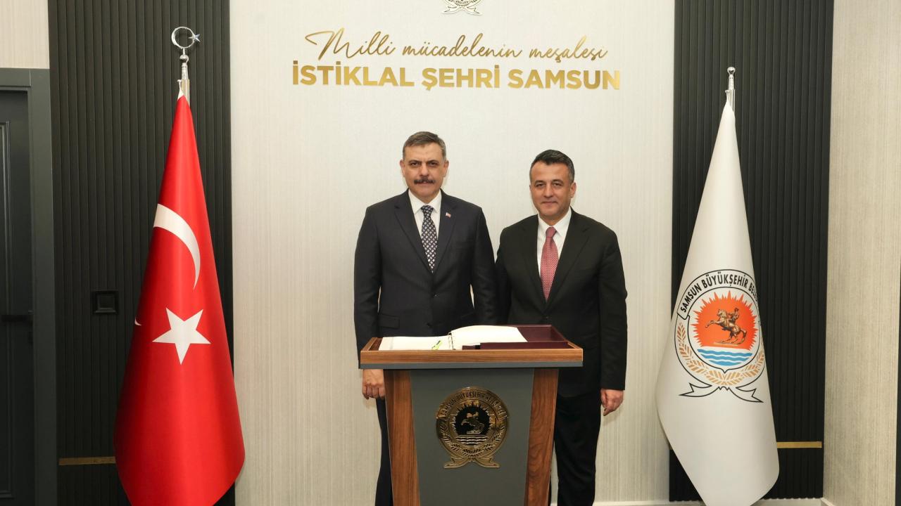 İçişleri Bakanı Çiftçi, Samsun'da ziyaretlerde bulundu