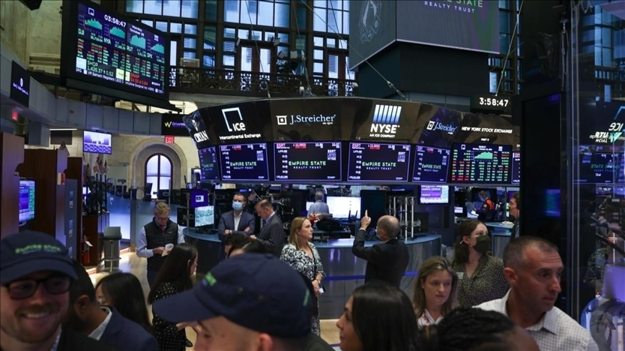 Küresel piyasalar, artan jeopolitik riskler ve Fed'in faiz kararı sonrası negatif seyrediyor