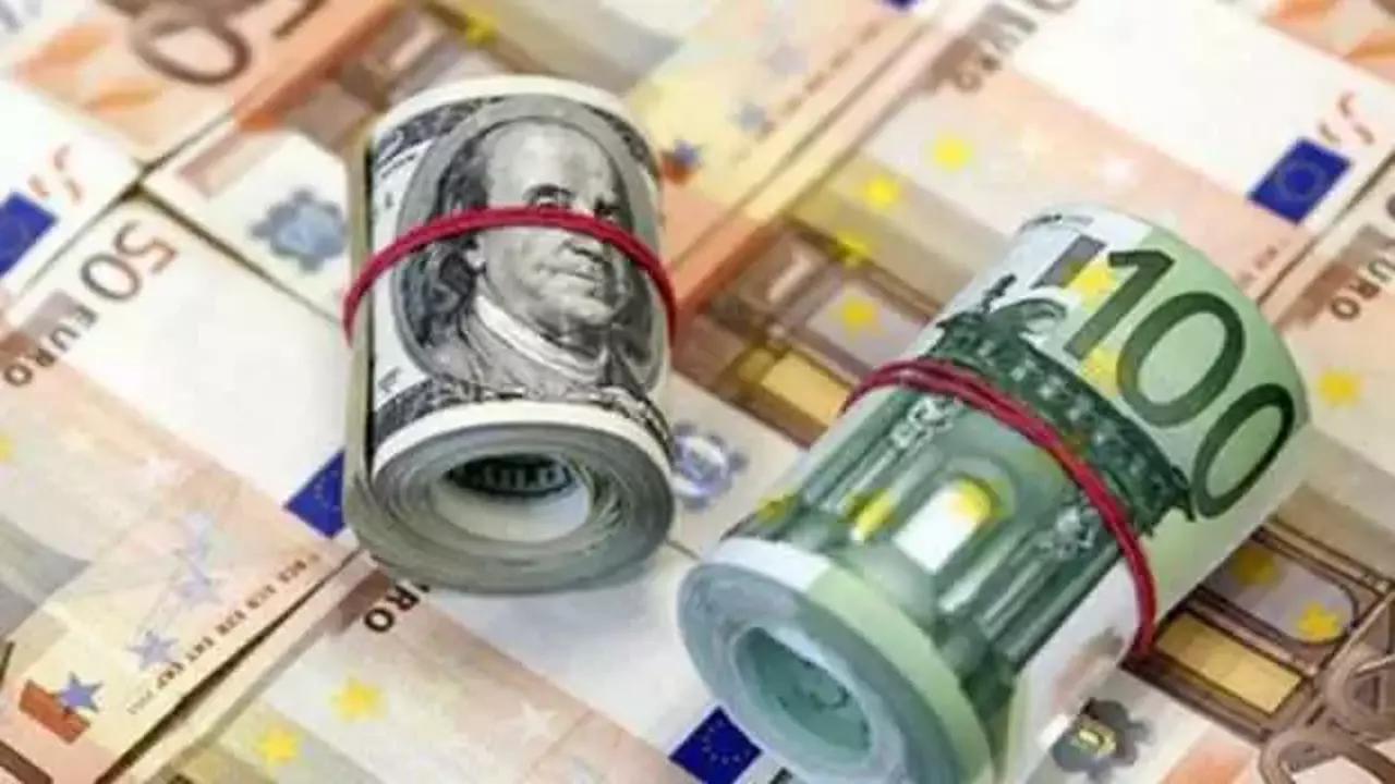 Serbest piyasada döviz açılış fiyatları