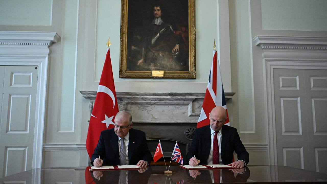 Türkiye ve İngiltere, Eurofighter Typhoon Projesi kapsamında teknik ve lojistik destek sözleşmesi imzaladı