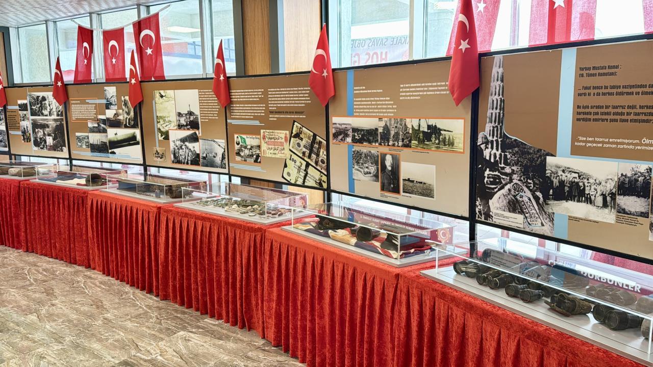 Kırşehir'de "Çanakkale Savaş Objeleri ve Fotoğrafları Sergisi" açıldı