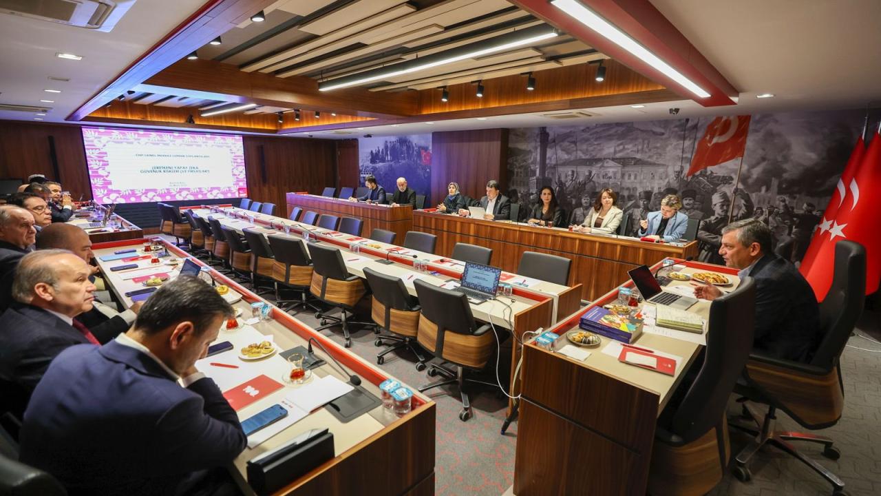 CHP, Dijital Dünya ve Güvenlik Toplantısı düzenledi