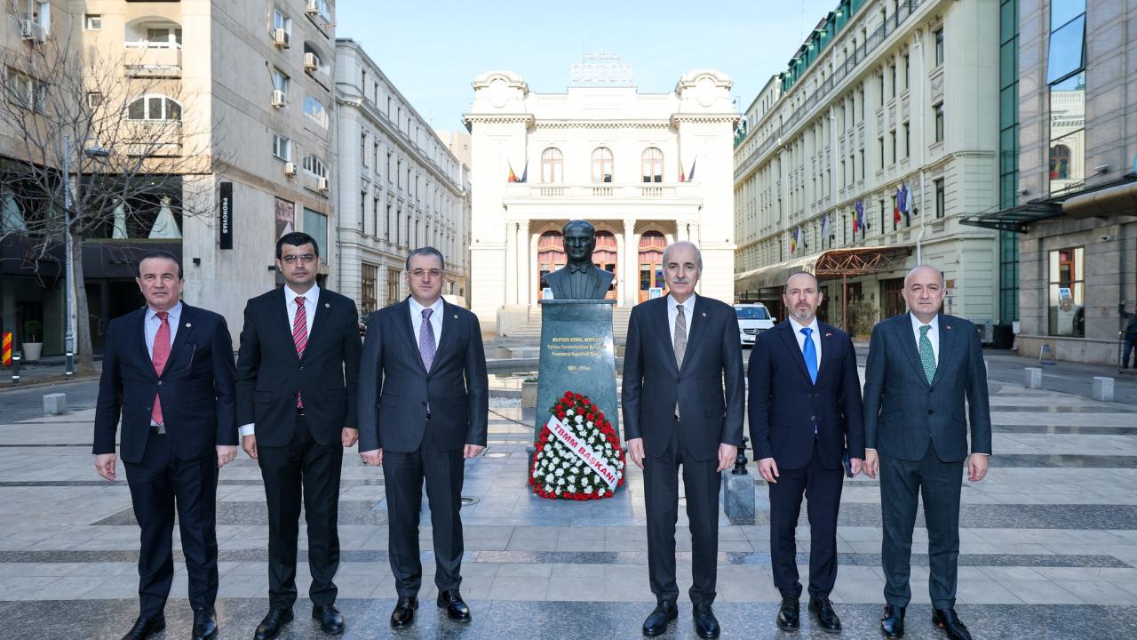 TBMM Başkanı Kurtulmuş, Romanya'daki Atatürk Anıtı'nı ziyaret etti
