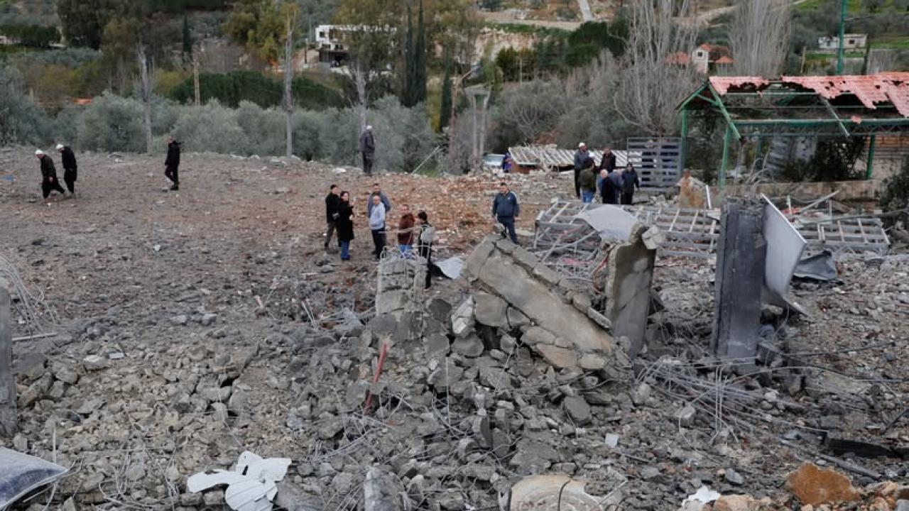 Lübnan'ın güneyindeki Hasbaya beldesi sakinleri İsrail'in saldırılarını genişletmesinden endişeli