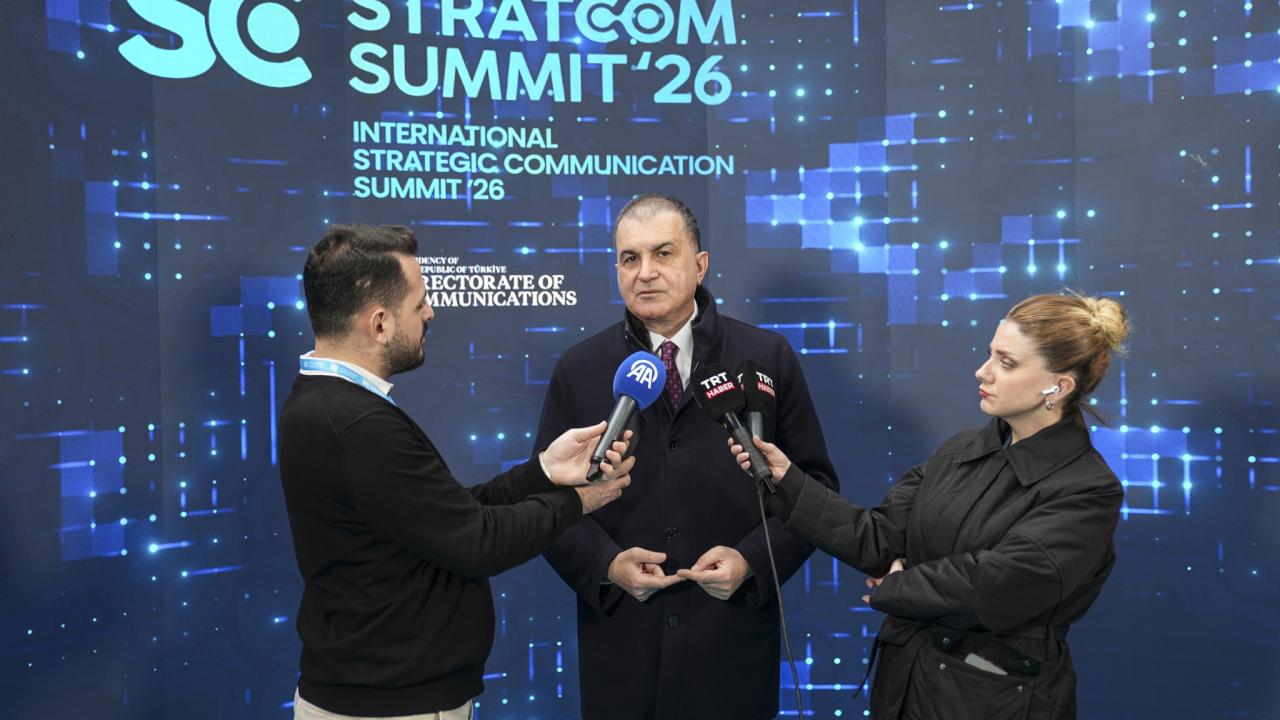 AK Parti Sözcüsü Ömer Çelik, STRATCOM Zirvesi'ni ziyaret etti