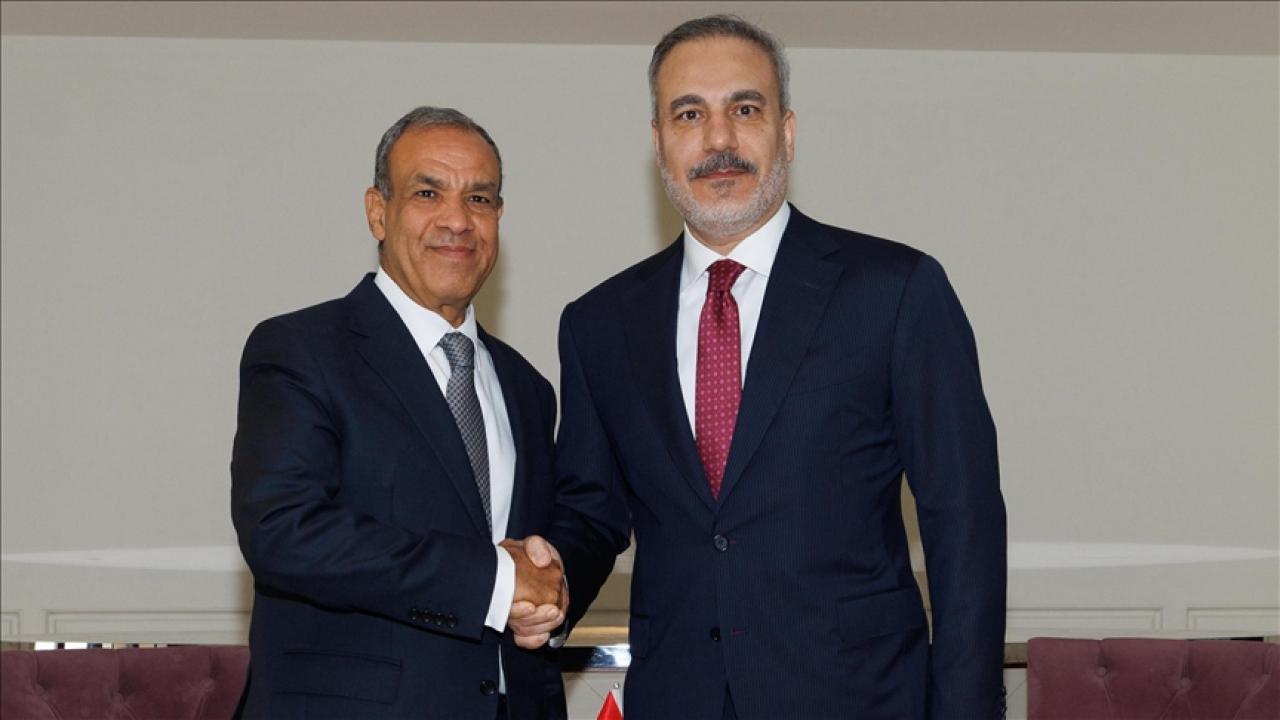 Dışişleri Bakanı Fidan, Mısır Dışişleri Bakanı Bedr Abdulati ile telefonda görüştü