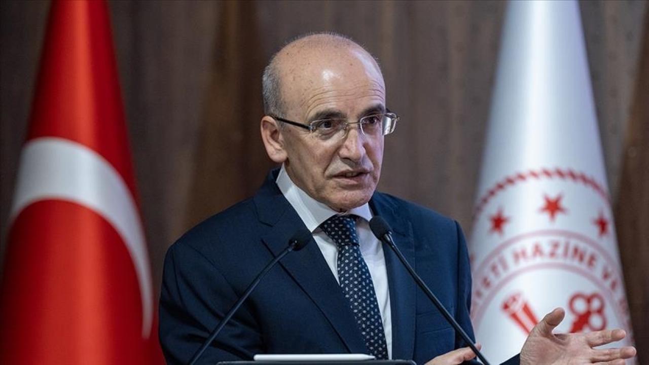 Hazine ve Maliye Bakanı Şimşek, mart ayı dış ticaret verilerini değerlendirdi