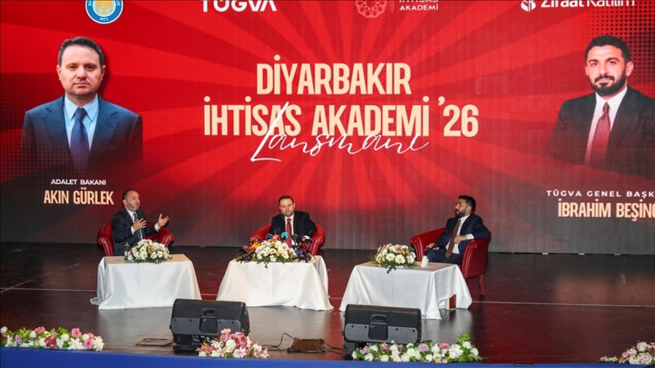 Adalet Bakanı Gürlek: Sosyal medyaya artık gerçek bilgiler ve kişisel kimlikle girilecek