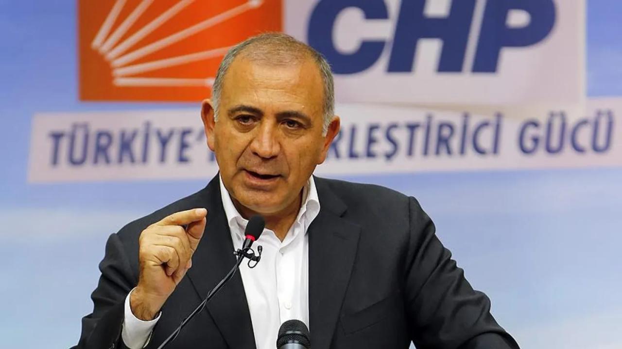 CHP İstanbul İl Başkanı Gürsel Tekin’den Timur Soykan’a tepki: Gazetecilik hakaret kalesi arkasına saklanıp tetikçilik yapmak değil, cesaretle hakikati konuşmaktır