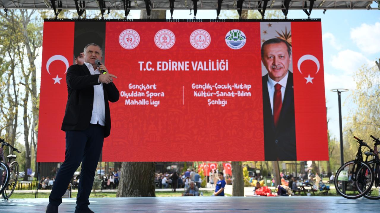 Bakan Bak: Bu yüce millete hizmet etmeye devam edeceğiz