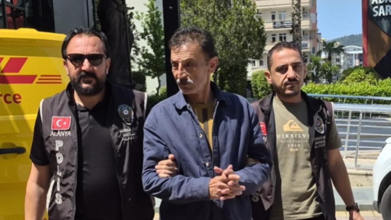 Alanya'da okul saldırılarına ilişkin provokatif paylaşım yapan kişi tutuklandı