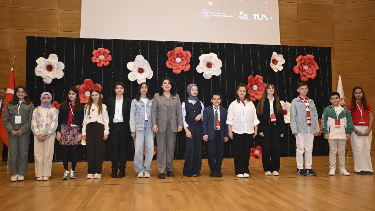 Meclis'te "23 Nisan Çocuk Forumu" düzenlendi