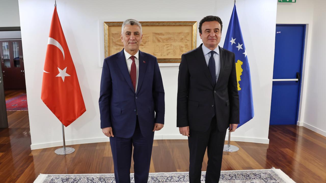 Ticaret Bakanı Bolat, Kosova Başbakanı Kurti ile görüştü