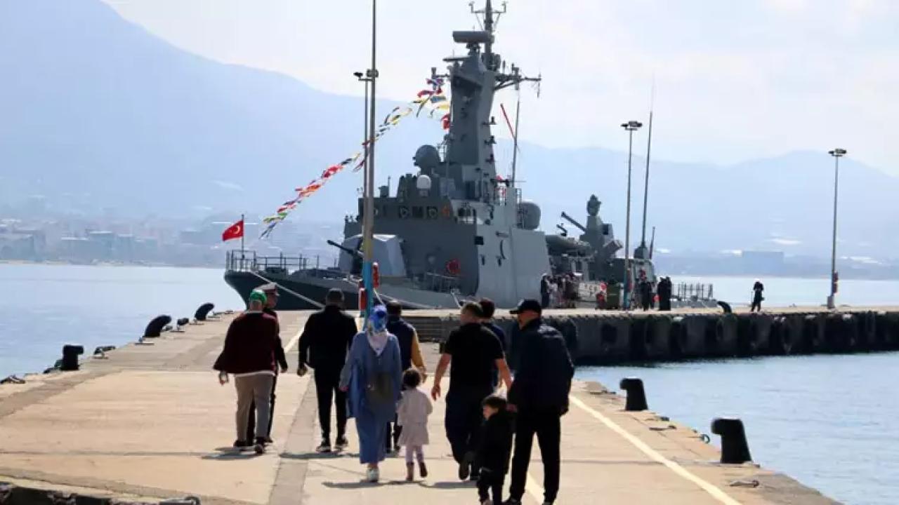 TCG Bora hücumbotu Alanya'da ziyarete açıldı