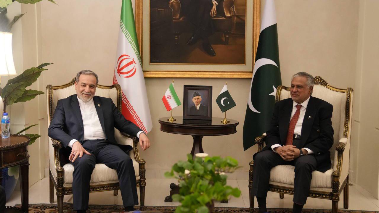 İran Dışişleri Bakanı Erakçi, İslamabad’a ulaştı
