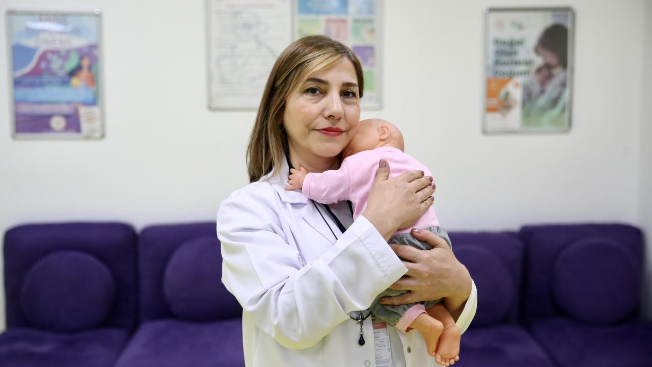 Giresun'da anne adayları koordinatör ebelerle doğuma hazırlanıyor