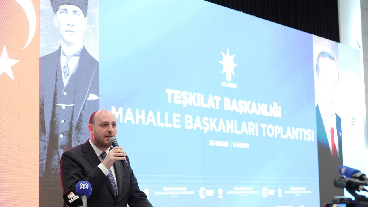 AK Parti Genel Başkan Yardımcısı Büyükgümüş, Samsun'da mahalle başkanlarıyla bir araya geldi