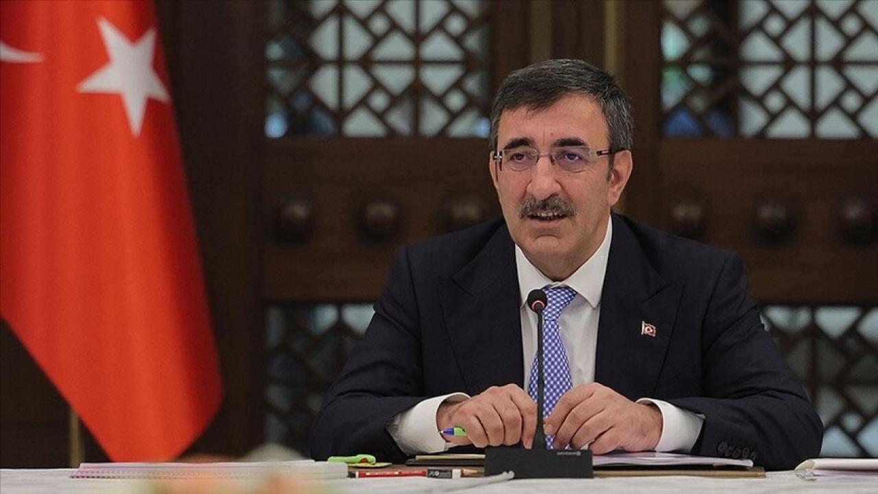 Cumhurbaşkanı Yardımcısı Yılmaz: İşsizlik oranı tek haneli rakamlardaki seyrini 35'inci aya taşımıştır