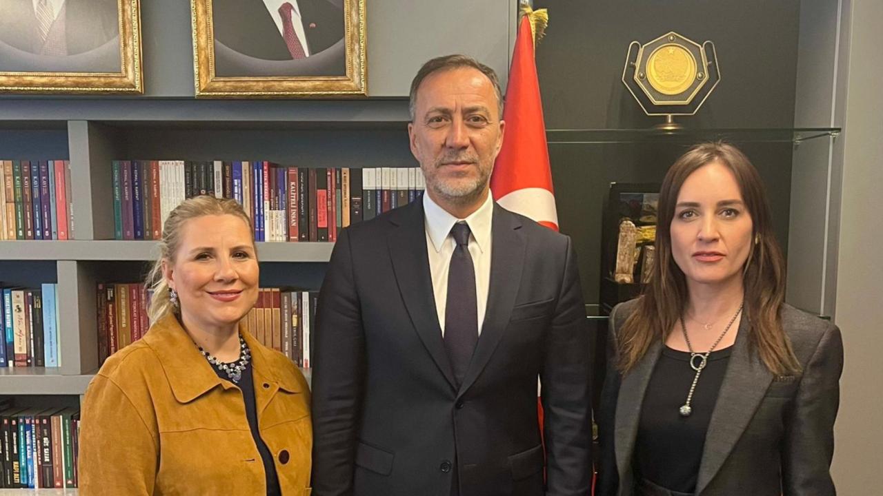 Nazlı Çelik ve Nermin Yurteri'den MHP İstanbul İl Başkanı Volkan Yılmaz'a Ziyaret