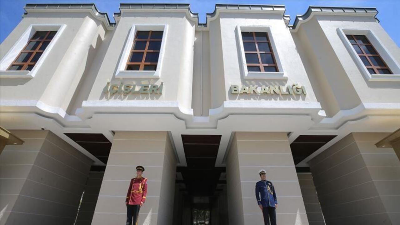 İçişleri Bakanlığı: İstanbul'da kanuna aykırı eylem girişiminde bulunan 575 şahıs hakkında işlemler yürütülmektedir
