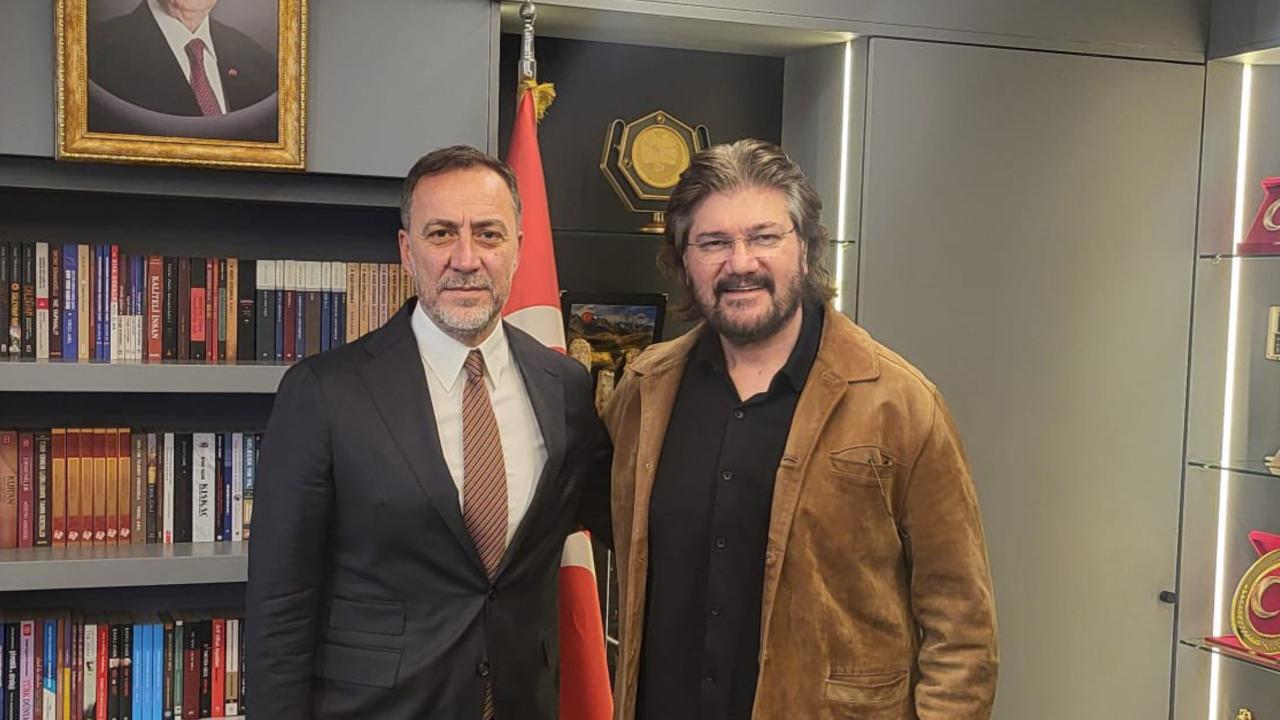 MHP İstanbul İl Başkanı Volkan Yılmaz, sanatçı Ahmet Şafak’ı ağırladı