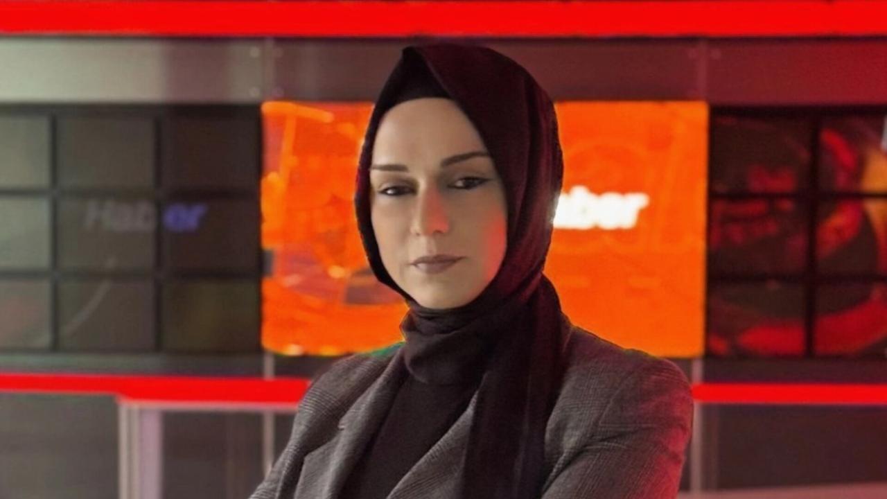 Gazeteci Ayşegül Akyüz Yahşi'den Zafer Partisi Dijital Ekibine Tepki: Gönderdiğiniz o sahte bültenler ve iftira dolu içerikleriniz benim ancak sabah kahveme eşlik eden mizah unsuru olabilir