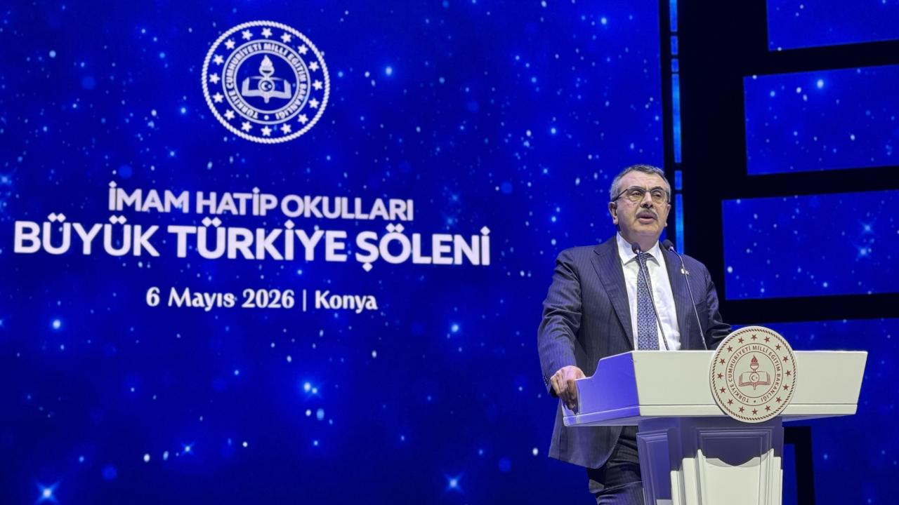 Bakan Tekin: Okul ve aile bağını tahkim etmek için 2,5 yıldır çok yoğun bir çaba içindeyiz