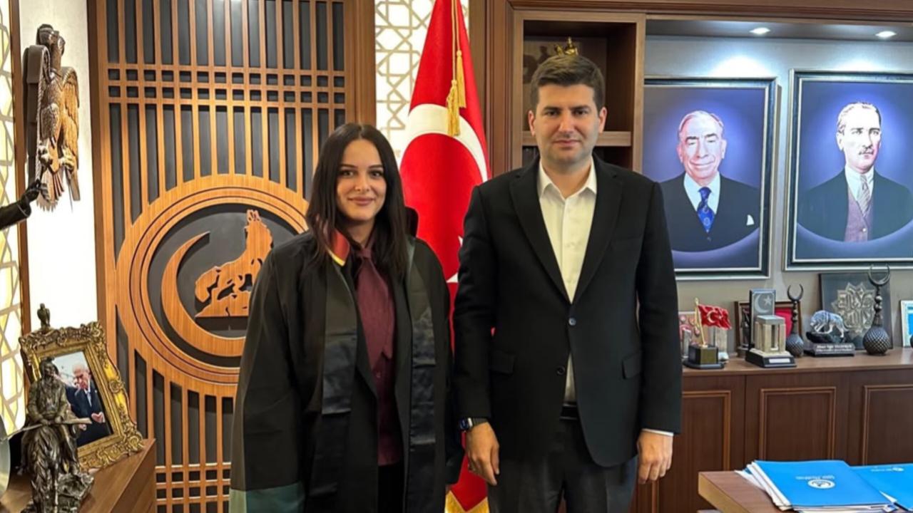 Ülkü Ocakları Genel Merkez Sanatçısı Burçe Bozkurt’tan Ülkü Ocakları Genel Başkanı Ahmet Yiğit Yıldırım’a Ziyaret