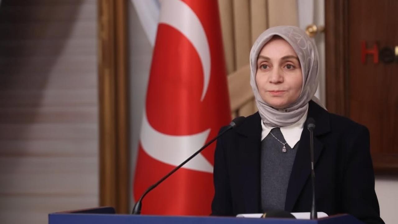 AK Parti Grup Başkanvekili Leyla Şahin Usta'dan CHP Grup Başkanvekili Ali Mahir Başarır'a tepki: Biz sizin seviyenizde siyaset yapmayız