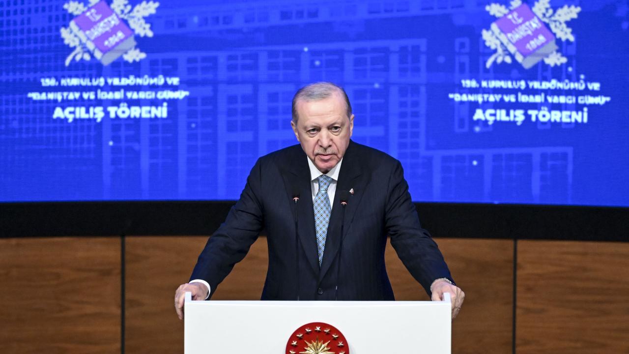 Cumhurbaşkanı Erdoğan: Sosyal medya operasyon aygıtı olarak çalışmaktadır