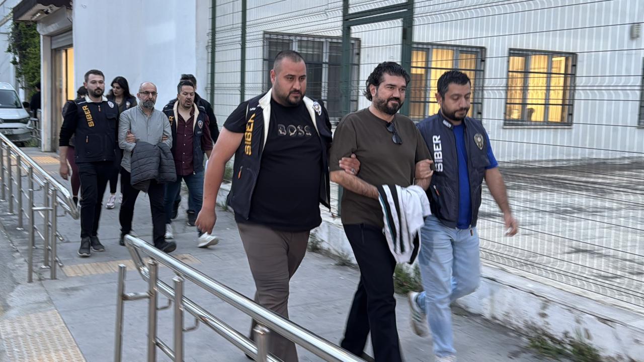 Adana merkezli yasa dışı bahis operasyonunda 128 şüpheli yakalandı
