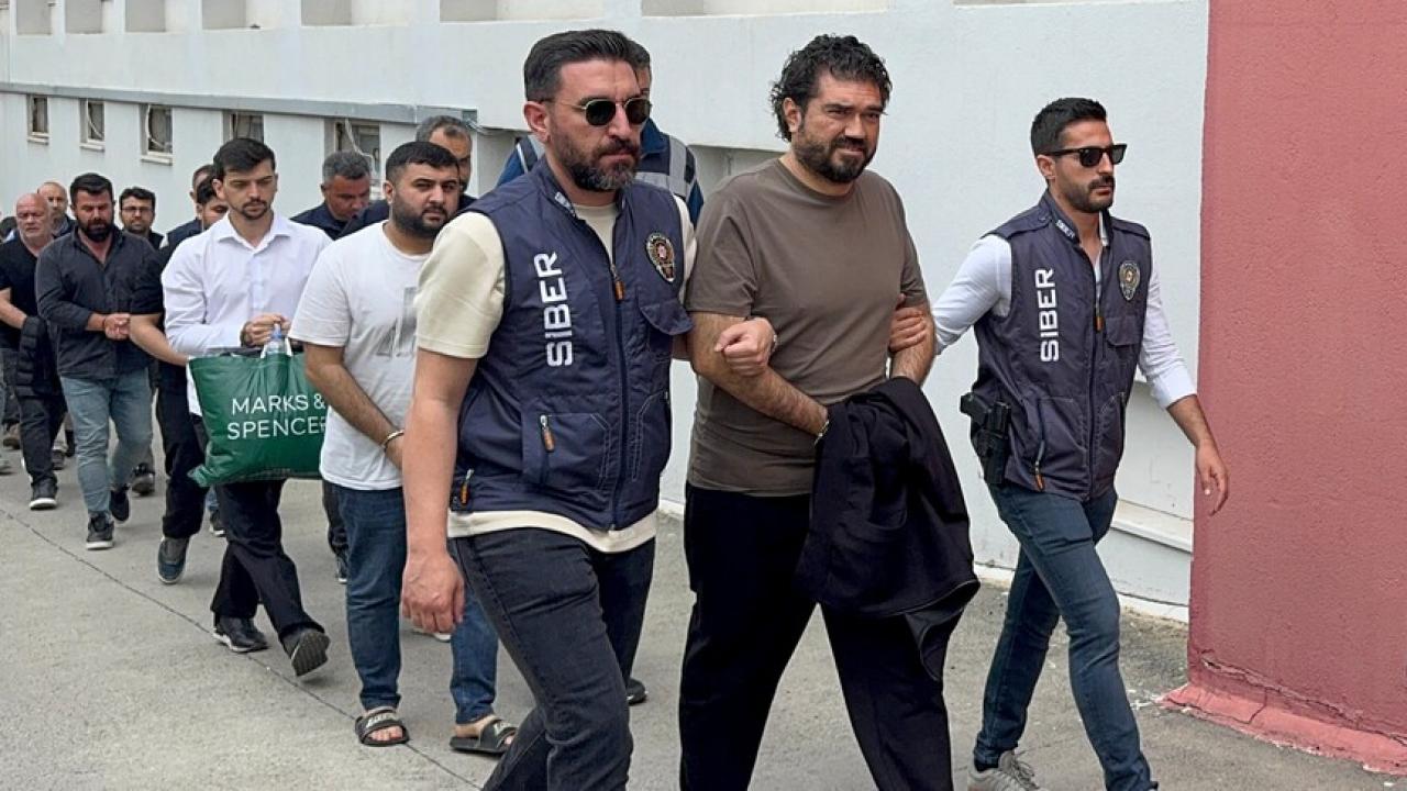 Adana merkezli yasa dışı bahis operasyonunda yakalanan Uzun ile Kütahyalı tutuklandı