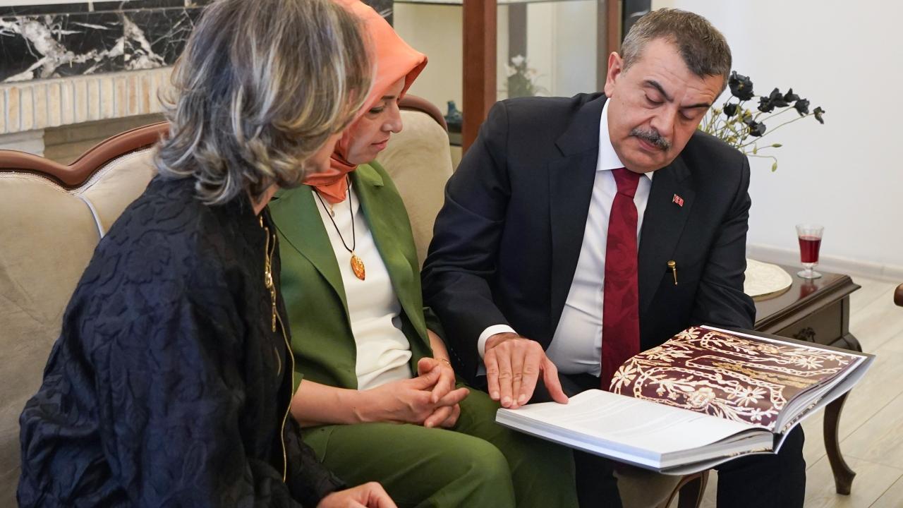 Milli Eğitim Bakanı Tekin, "Ankara'da Bindallı" kitabının tanıtım programına katıldı