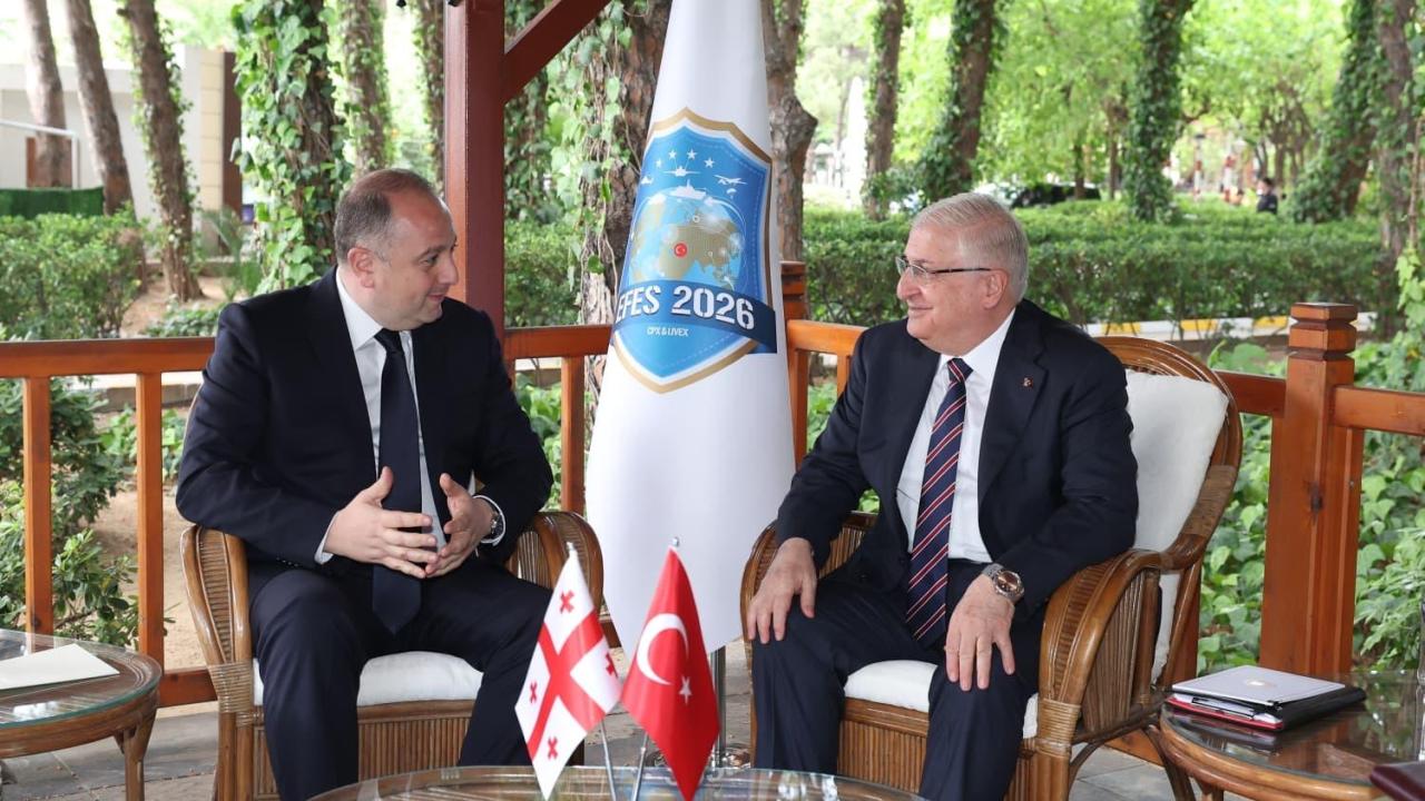 Milli Savunma Bakanı Güler, Gürcistanlı mevkidaşı Chikovani ile görüştü