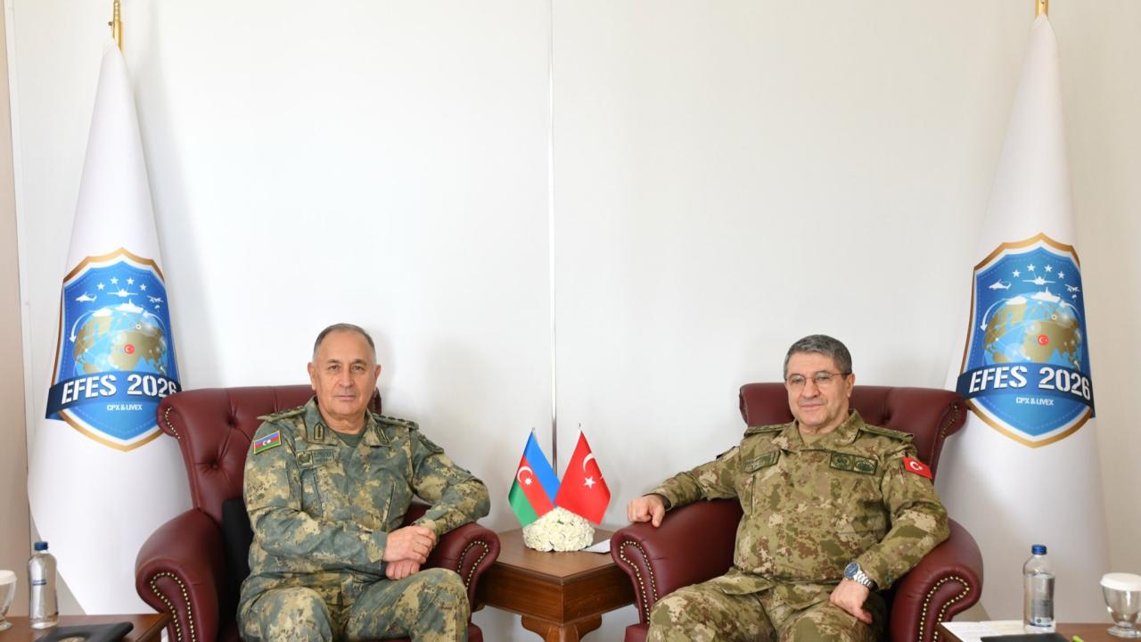 Genelkurmay Başkanı Bayraktaroğlu, EFES-2026 Tatbikatı kapsamında mevkidaşlarıyla görüştü