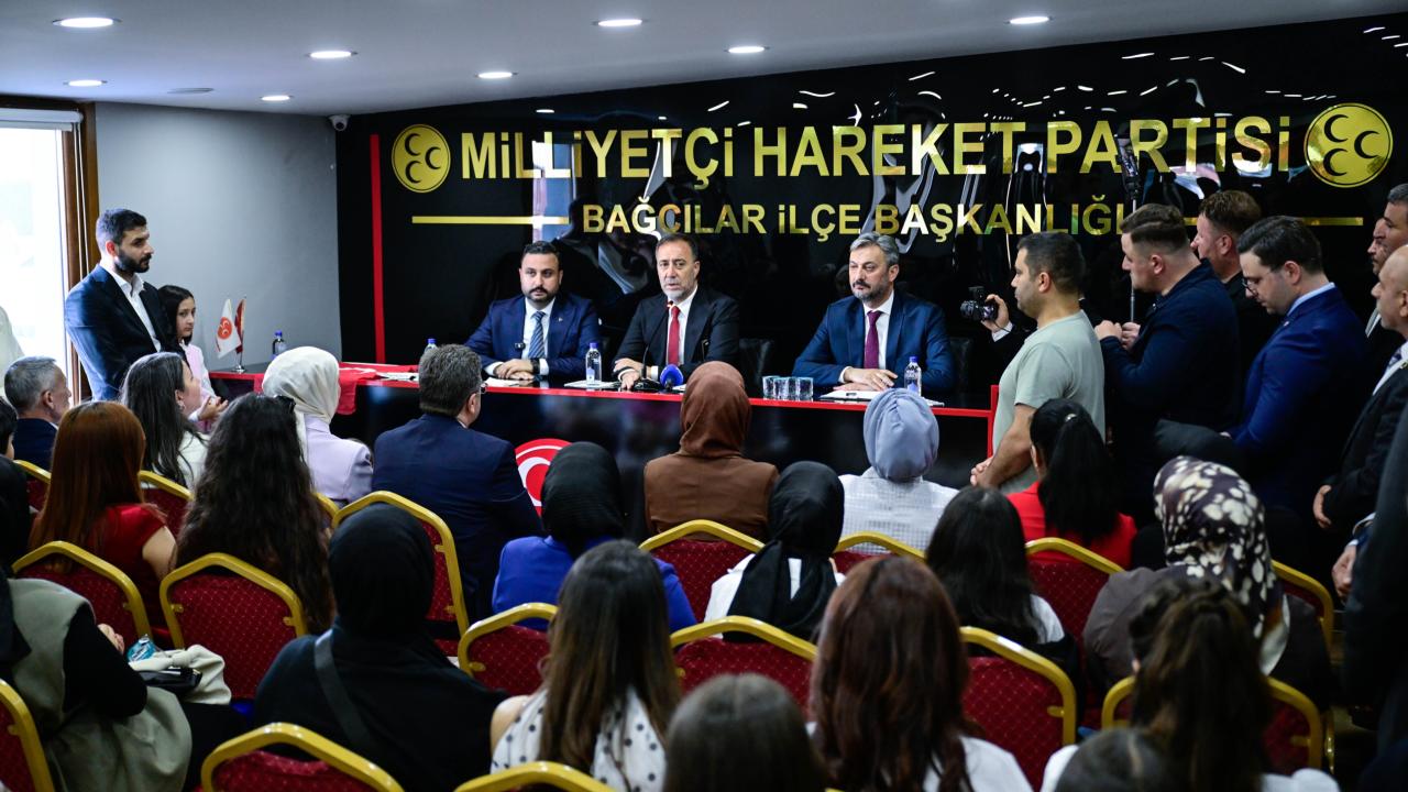 MHP İstanbul İl Başkanı Yılmaz, partisinin Bağcılar İlçe Başkanlığını ziyaret etti