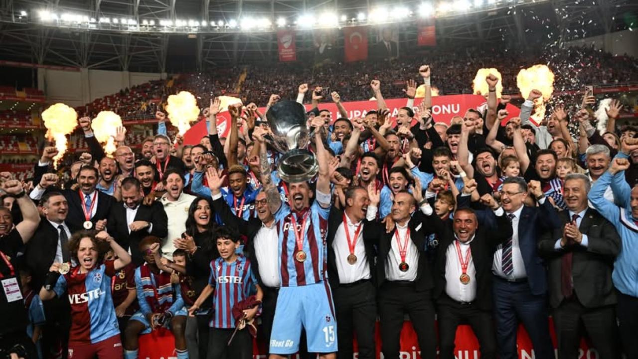Trabzonspor, 10. kez Türkiye Kupası'nı kazandı