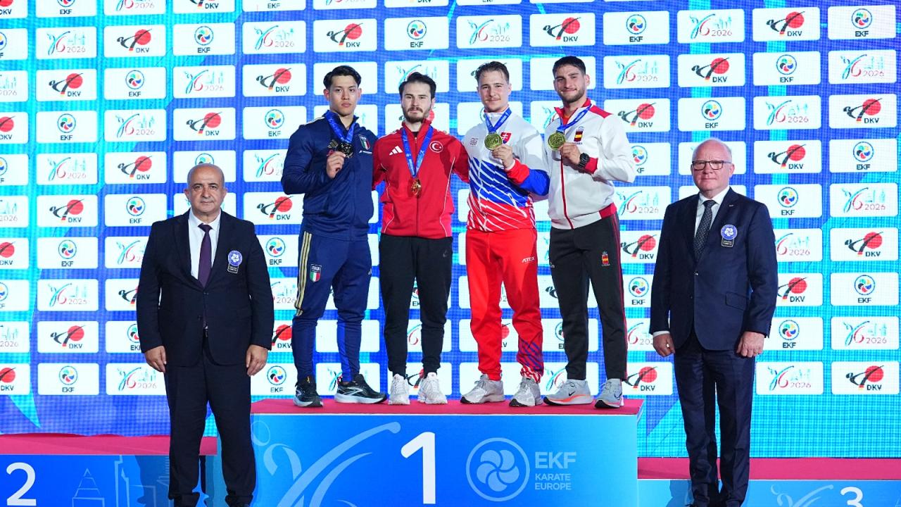 Avrupa Karate Şampiyonası'nda Enes Özdemir altın madalya kazandı