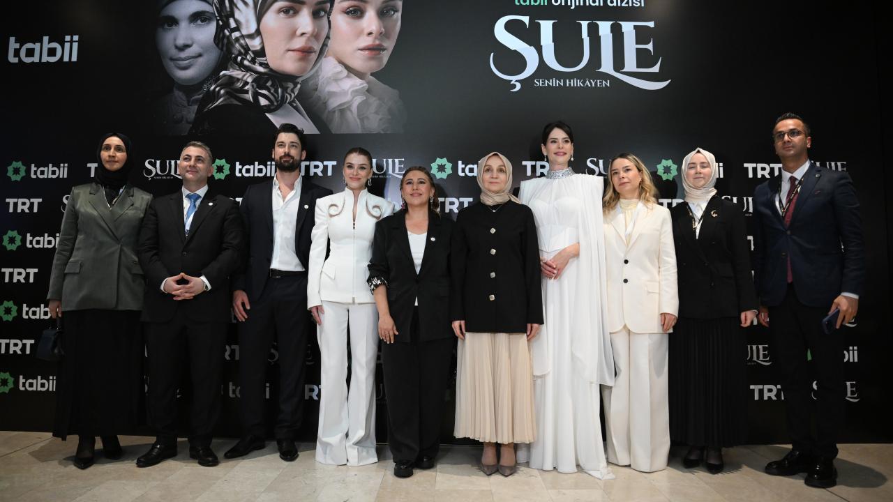 "Şule Senin Hikayen" dizisinin galası Atatürk Kültür Merkezi'nde yapıldı